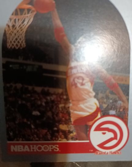 1990-91 Hoops #37 Kevin Willis — front