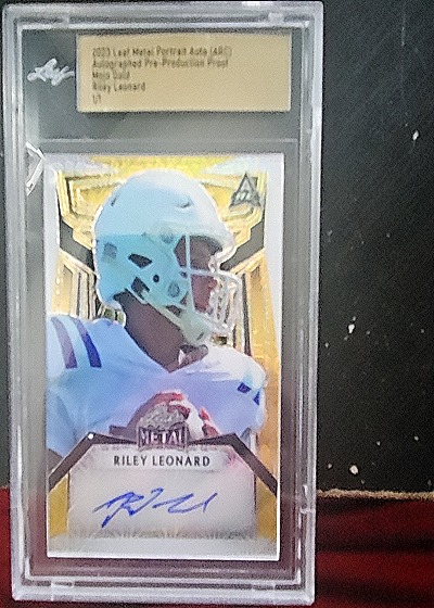 2023 Leaf Metal Portrait #PA-RL1 Riley Leonard — front