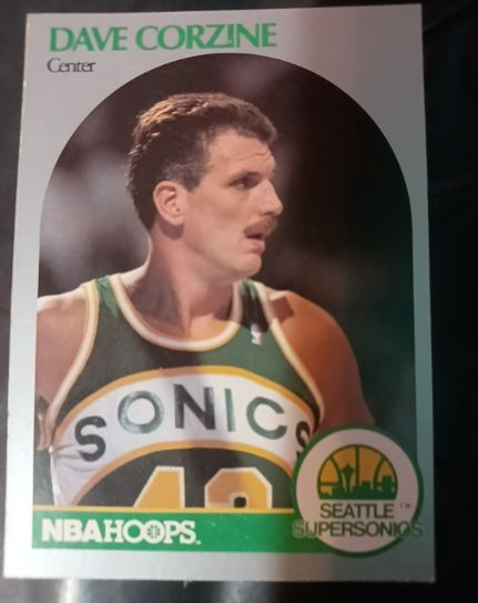 1990 Hoops #436 Dave Corzine — front