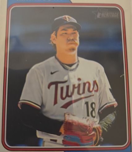 2025 Topps Heritage #18 Minnesota Twins Player — front