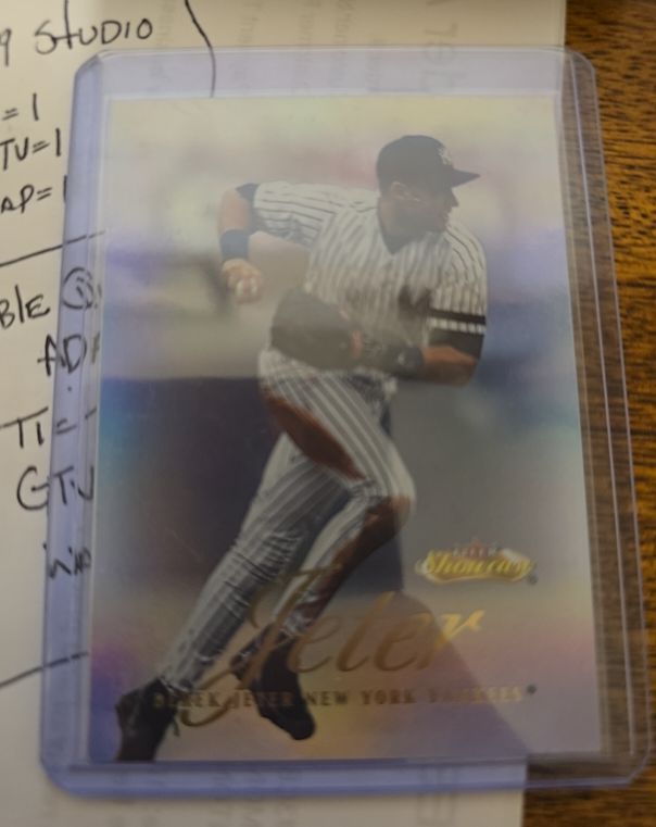 2000 Fleer Showcase #2 Derek Jeter — front