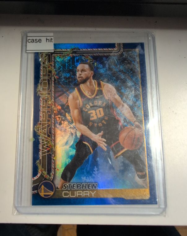 2025-26 Topps Holiday Basketball #H106 Stephen Curry — front