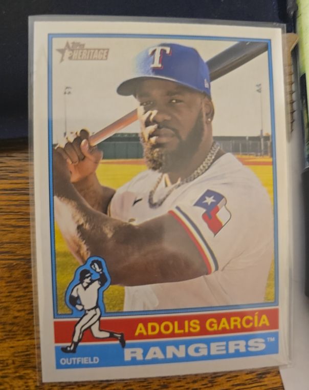 2025 Topps Heritage #308 Adolis García — front