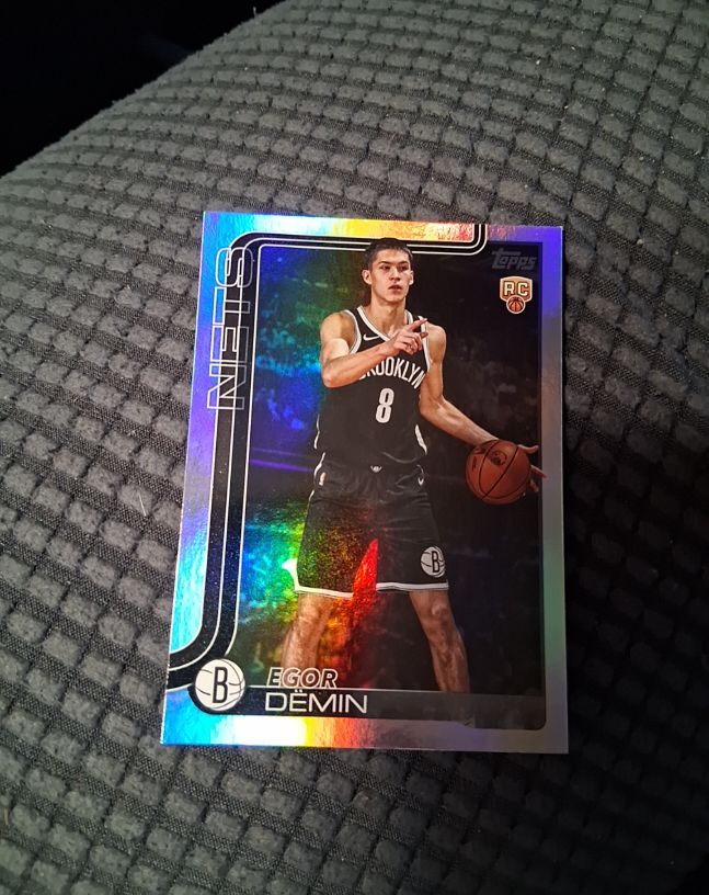 2025-26 Topps #208 Egor Demin — front