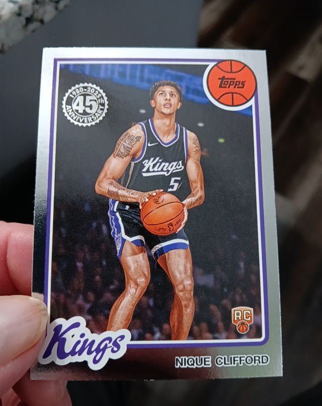 2025-26 Topps Basketball 45th Anniversary #80BK-70 Nique Clifford — front