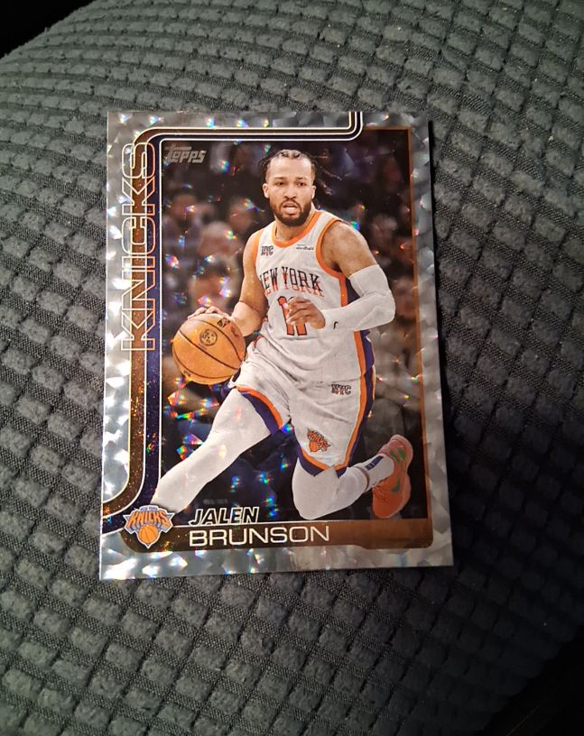 2025-26 Topps Basketball #14 Jalen Brunson — front