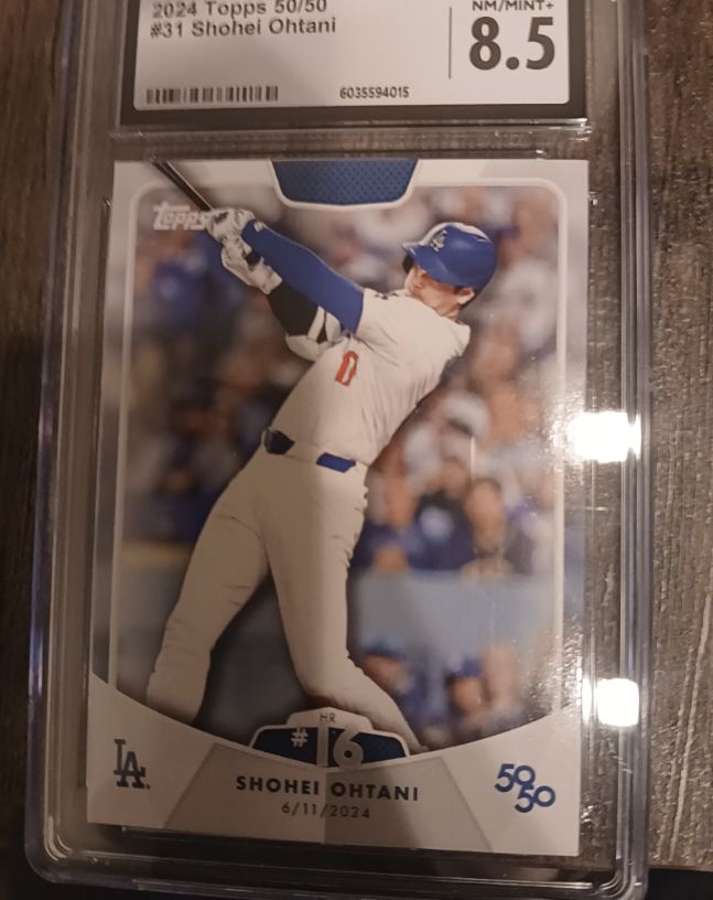 2024 Topps 50/50 #31 Shohei Ohtani — front