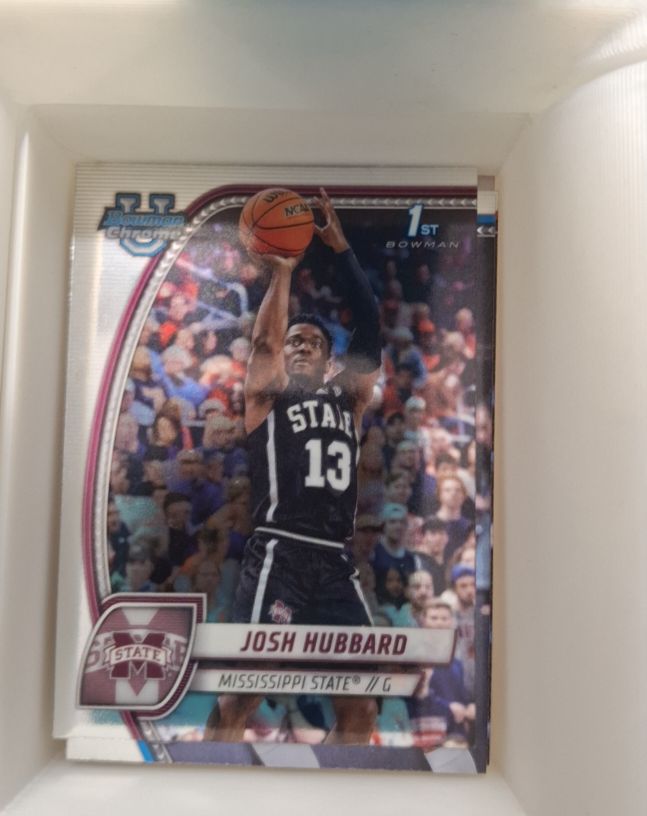 2024-25 Bowman University Chrome #35 Josh Hubbard — front