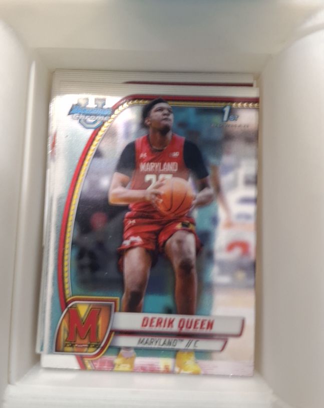 2024-25 Bowman University Chrome #19 Derik Queen — front