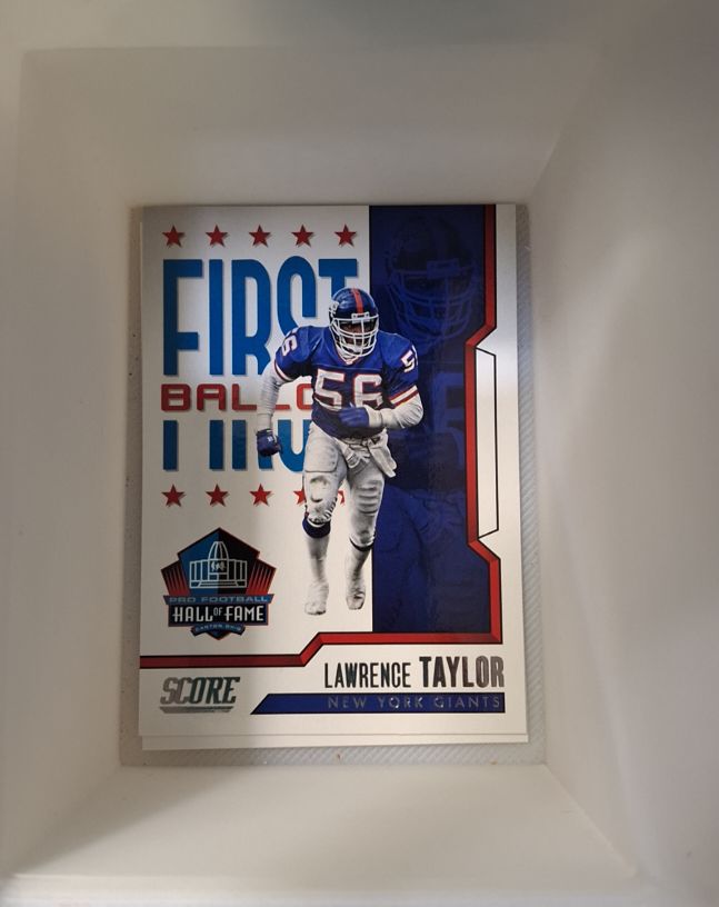 2023 Panini Score #5 Lawrence Taylor First Ballot — front