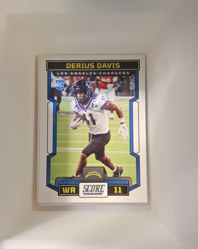 2023 Panini Score #364 Derius Davis — front