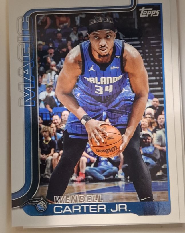 2025-26 Topps #90 Wendell Carter Jr. — front
