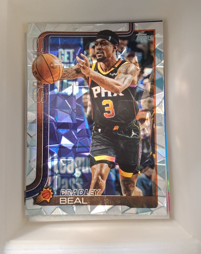 2025-26 Topps #158 Bradley Beal Phoenix Suns — front