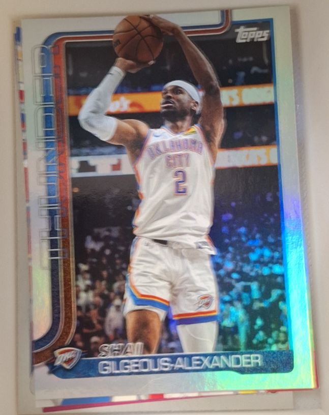 2025-26 Topps Basketball #115 Shai Gilgeous-Alexander — front