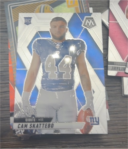 2025 Panini Mosaic #271 Cam Skattebo Rookie Variation — front