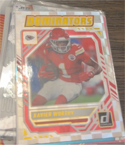 2025 Panini Donruss Dominators #DOM-XWY Xavier Worthy — front