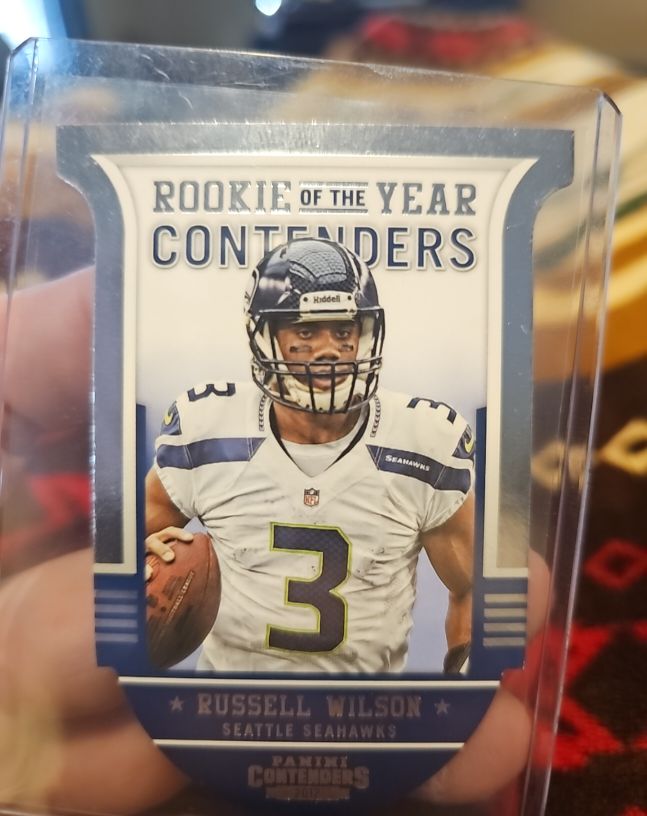 2012 Panini Contenders Rookie of the Year Contenders #8 Russell Wilson — front