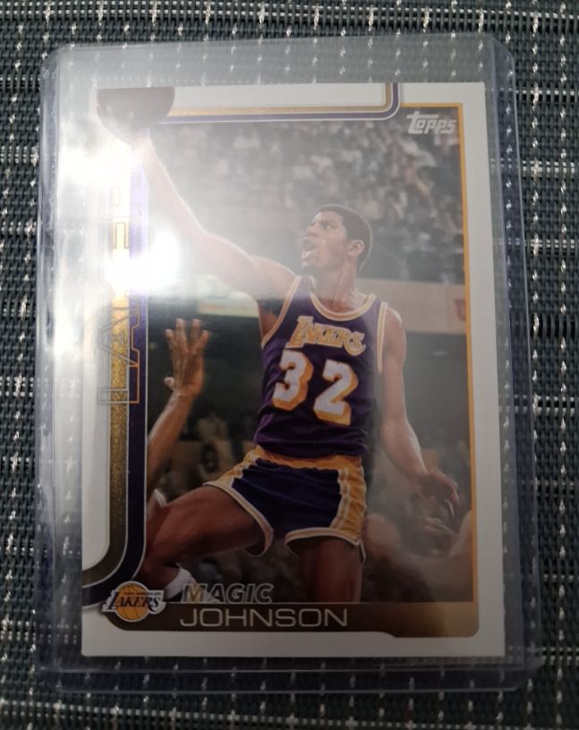 2025-26 Topps #255 Magic Johnson — front