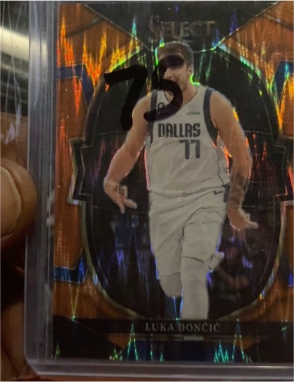 2022-23 Panini Select #51 Luka Doncic — front