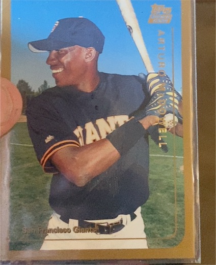 1999 Topps Traded & Rookies #T30 Arturo McDowell — front