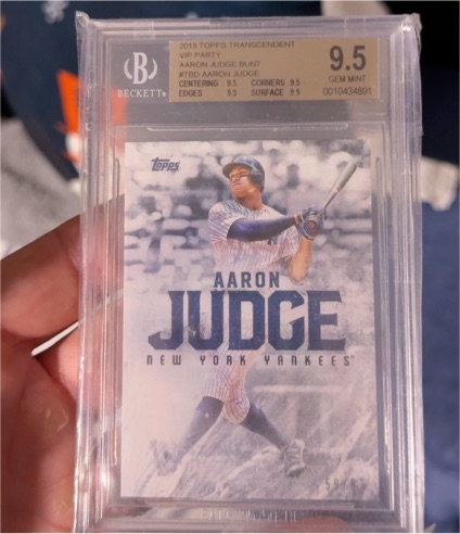 2018 Topps Transcendent VIP Party Aaron Judge Bunt #TBD Aaron Judge — front
