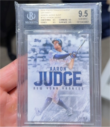 2018 Topps Transcendent VIP Party BUNT #B8 Aaron Judge — front