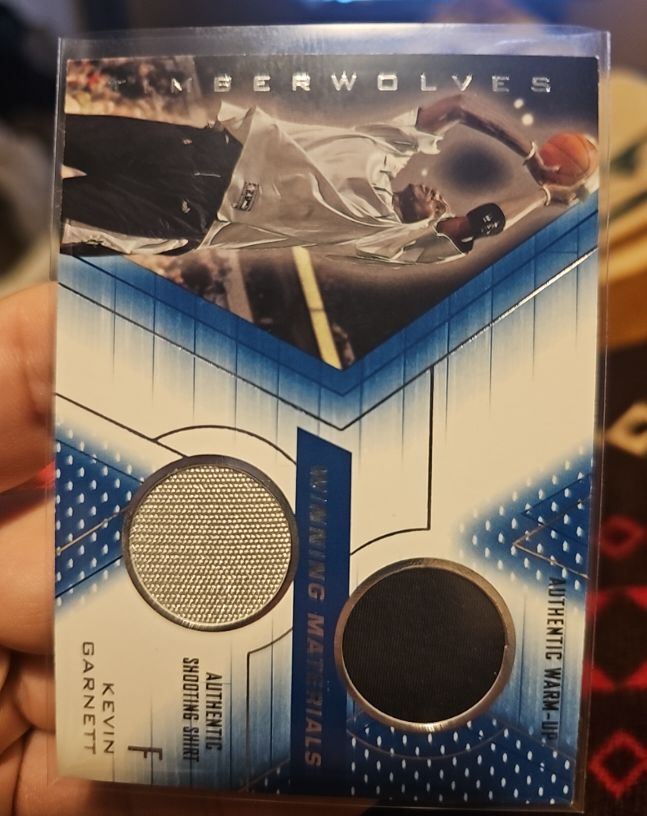 2001-02 Upper Deck SPx Winning Materials #KG2 Kevin Garnett — front