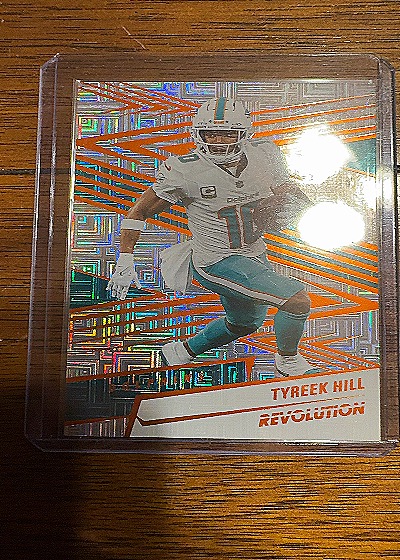 2025 Panini Revolution #17 Tyreek Hill — front