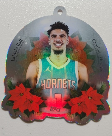 2025-26 Topps Holiday #DCO-LB LaMelo Ball — front