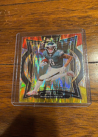 2024 Panini Select Football #51 DeVonta Smith — front