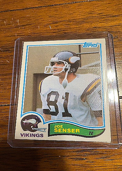 1982 Topps #398 Joe Senser — front