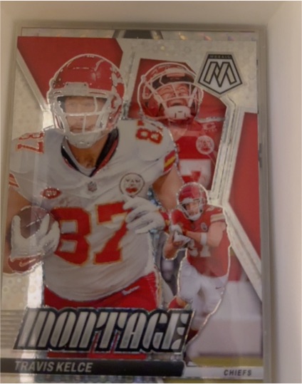 2022 Panini Mosaic #87 Travis Kelce — front