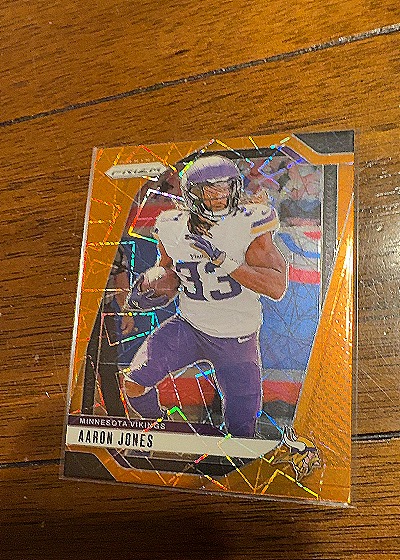 2024 Panini Prizm #186 Aaron Jones — front