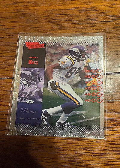 2000 Upper Deck Ultimate Victory #50 Randy Moss — front