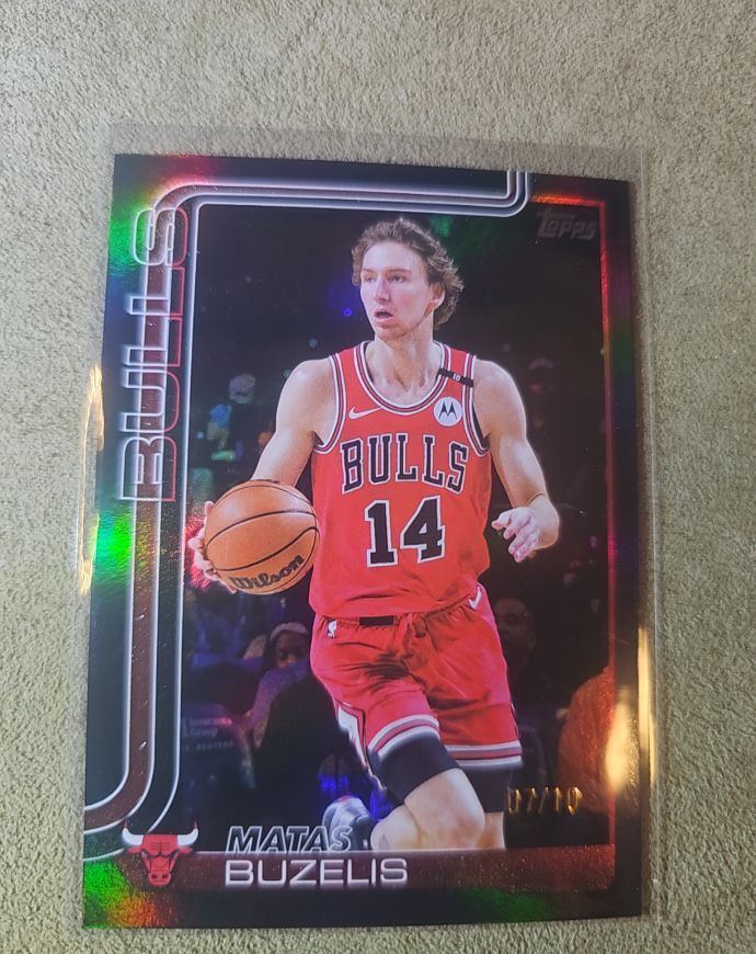 2025-26 Topps Basketball #37 Matas Buzelis — front