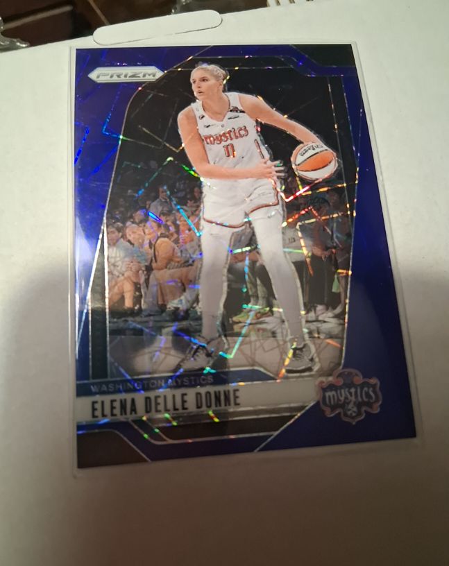 2024 Panini Prizm WNBA #7 Elena Delle Donne Blue Velocity Prizm — front