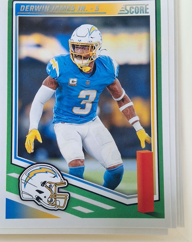 2025 Panini Score #214 Derwin James Jr. — front