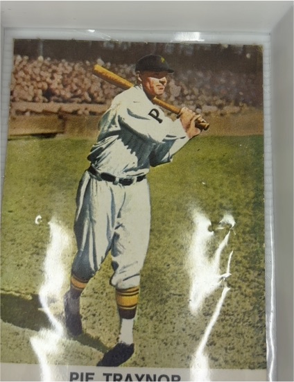 1961 Golden Press #15 Pie Traynor — front