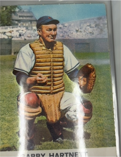 1961 Golden Press #11 Gabby Hartnett — front