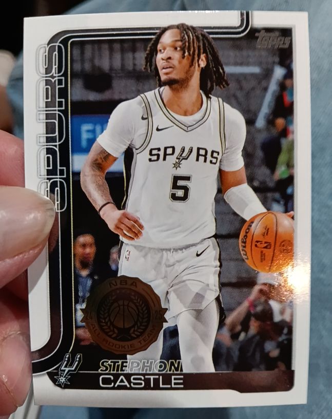 2025-26 Topps #197 Stephon Castle — front