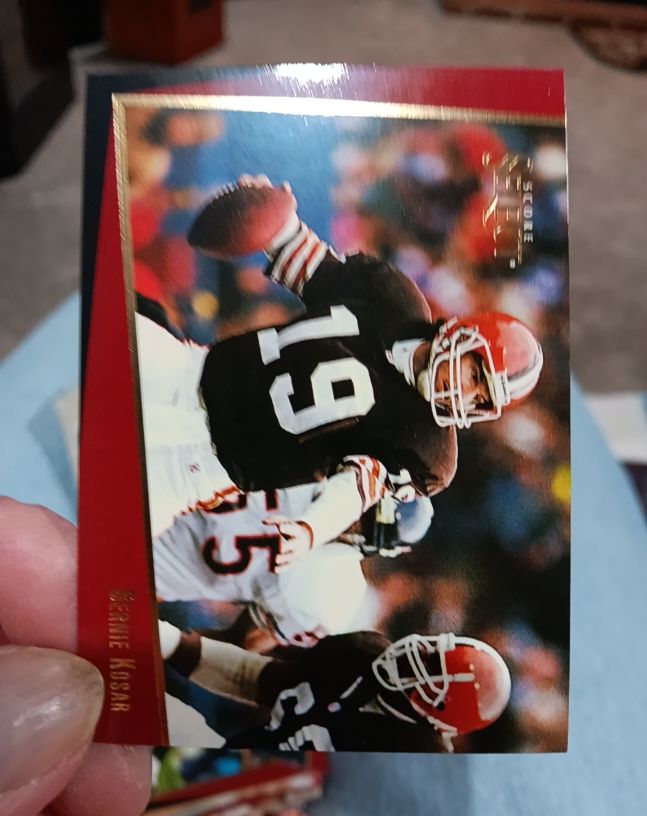 1993 Score Select #88 Bernie Kosar — front