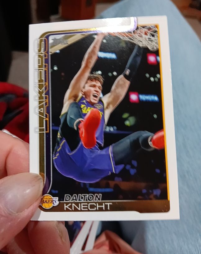 2025-26 Topps Basketball #153 Dalton Knecht — front