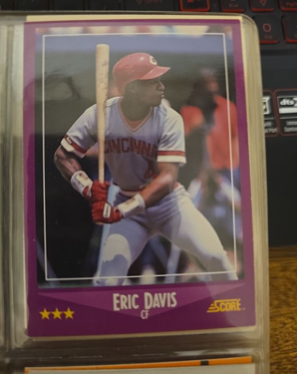 1988 Score #10 Eric Davis — front