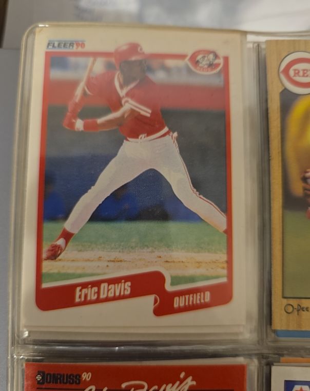 1990 Fleer #417 Eric Davis — front