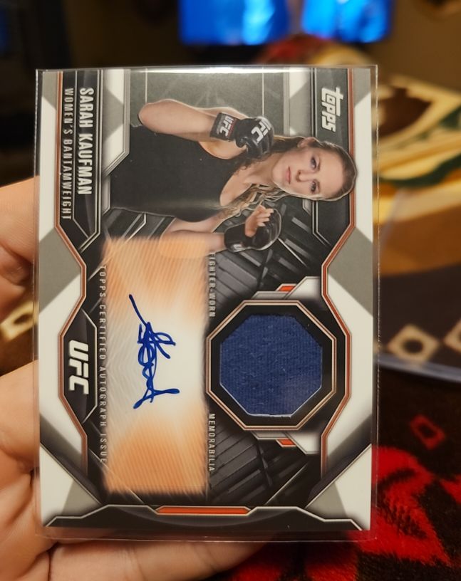 2015 Topps UFC Chronicles Sarah Kaufman — front