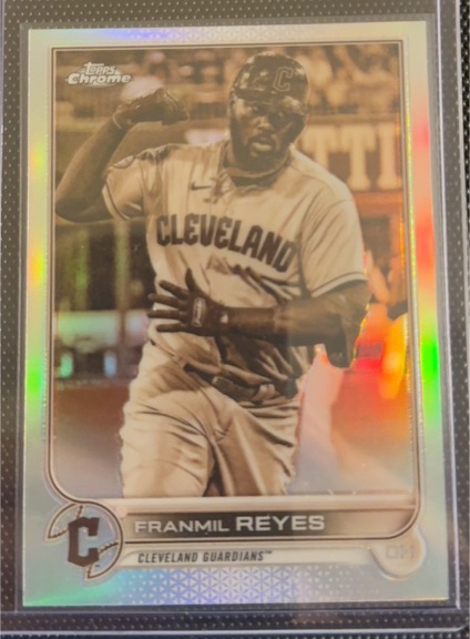 2022 Topps Chrome #97 Franmil Reyes — front