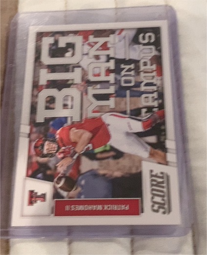 2017 Panini Score #6 Big Man On Campus Patrick Mahomes II Rookie Card — front
