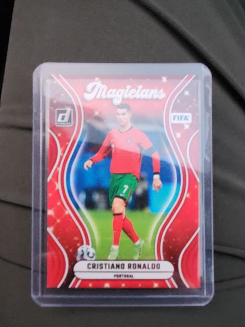 2024-25 Panini Donruss Soccer Magicians #7 Cristiano Ronaldo — front