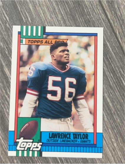 1990 Topps #52 Lawrence Taylor — front