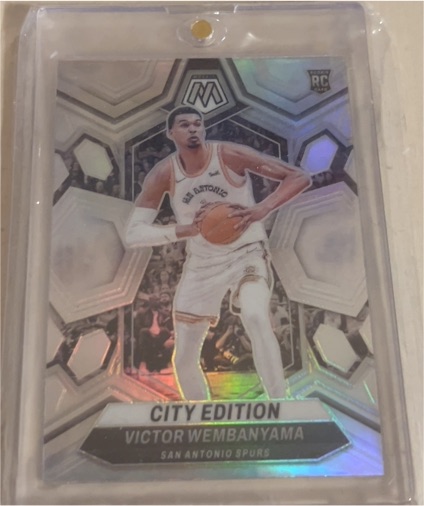 2023-24 Panini Mosaic #282 Victor Wembanyama City Edition — front